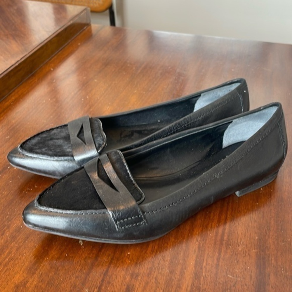 🧊 Franco Sarto, the artist collection, black leather pointed toe penny loafer